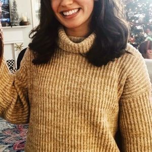 Chunky UO turtleneck Tunic